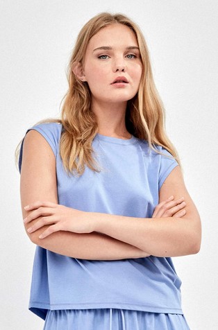 Oversize sleeveless T-shirt in viscose-blend