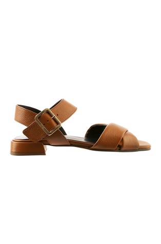 Korinna leather sandals