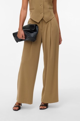 VMTENA široke hlače z gubami