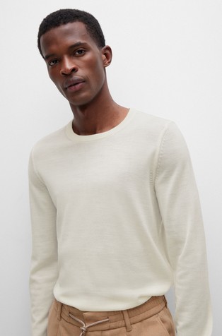 Virgin-wool sweater in a slim fit