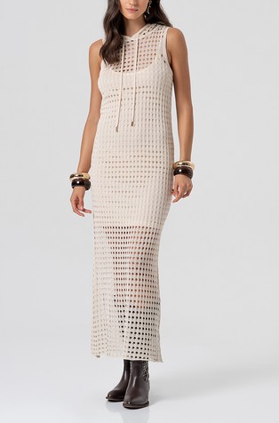 Luknjičasto pletena dolga obleka s kapuco