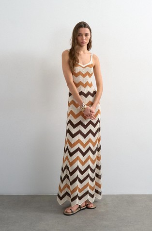 TSFIONA dolga pletena obleka s chevron vzorcem