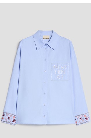 Cotton shirt with exclusive motifs and contrast back insert