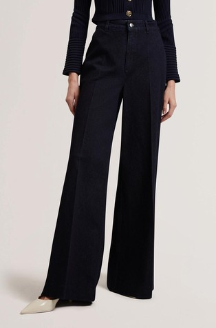 Ultra Wide Leg Jeans