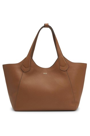 Usnjena tote torba s kovinskim logotipom