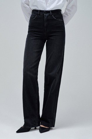 Faith push in wide jeans