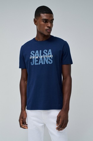 T-shirt with branding