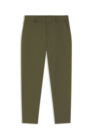 Tapered fit hlače iz performance stretch tkanine