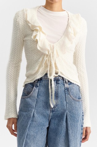 Pletena jopa z naborki