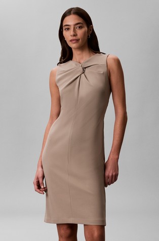 Short dress with twisted detail