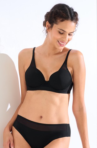 Paris bra with moulded foam cup