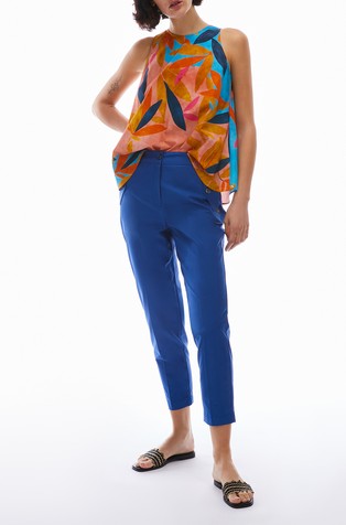 Slim fit hlače iz poplina