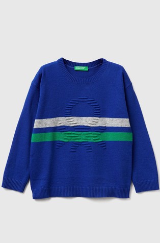 Sweater with embossed logo