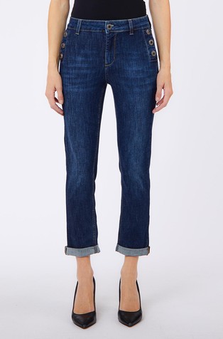 Slim fit jeans with decorative buttons