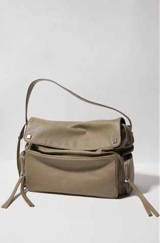 Leather cargo bag