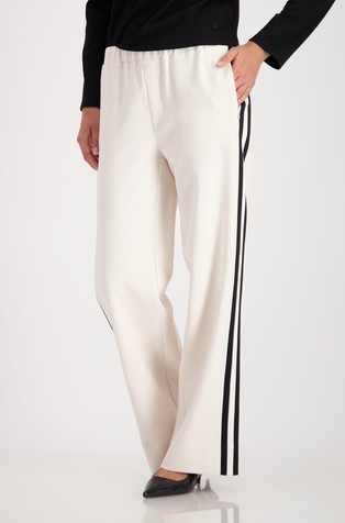 Ravne hlače s stranskimi črtami