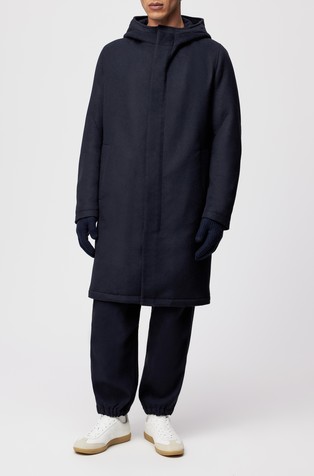 Flanelast plašč s kapuco