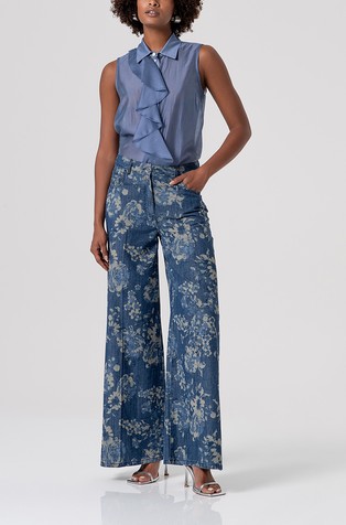 Wide leg flare jeans in denim with floral pattern