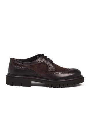 Leather lace-up shoes