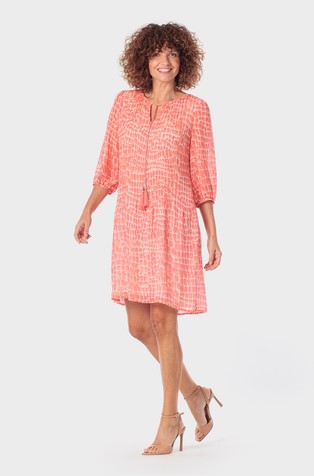 Plisirana obleka z vzorcem