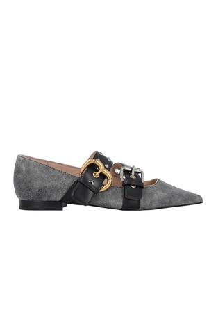 Leather ballerinas