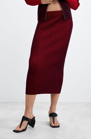 Ribbed knit midi skirt