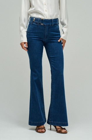 Secret Chino Push In flare jeans