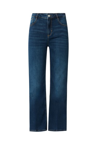 Stretchy jeans with a slightly flared leg