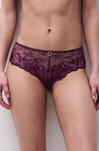 Illusion lace shorty