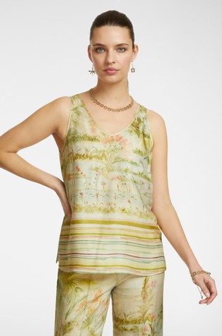 Sleeveless top with pattern