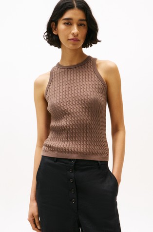 Slim fit pletena majica brez rokavov