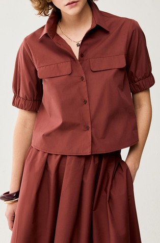 Cotton cropped shirt with short sleeves