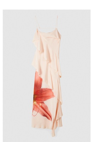 Dolga obleka z naborki in cvetličnim potiskom