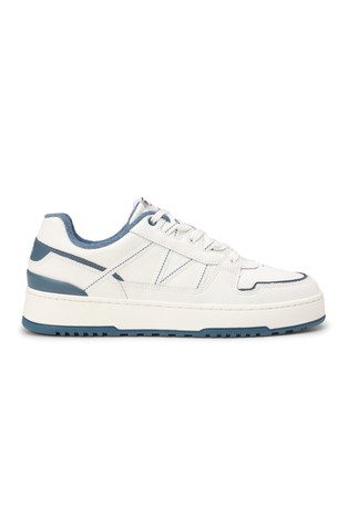 Leather sneakers