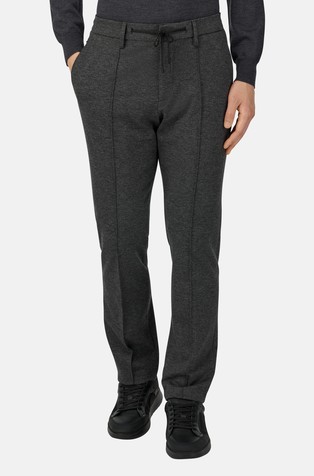 Jersey hlače iz viskozne mešanice