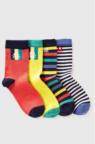 Paket 4 parov nogavic z vzorcem