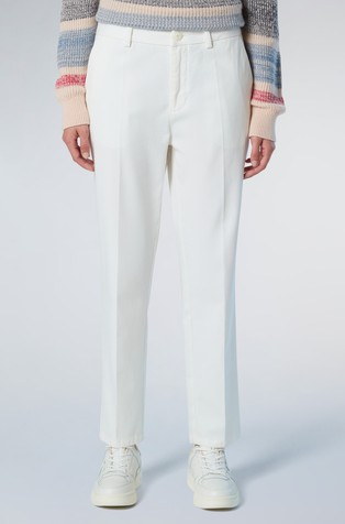 Chino hlače z ravnimi hlačnicami