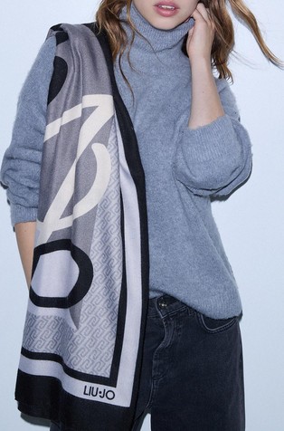 Printed foulard