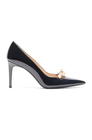 Stuart Felicity patent leather pumps