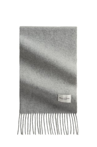 Wool scarft with fringes