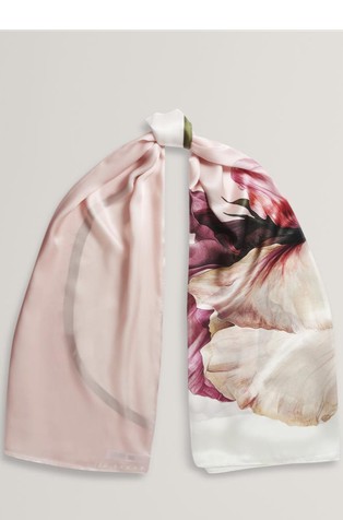 Svilen šal s cvetličnim potiskom