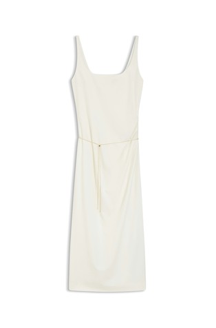 Sleeveless dress with thin chain belt