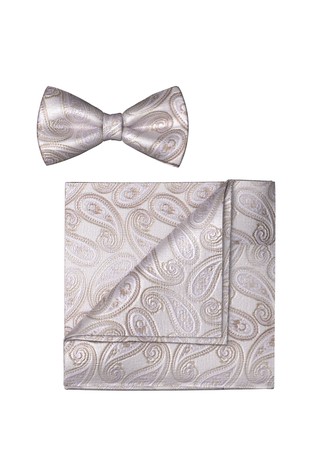 Bow tie and pocket square set