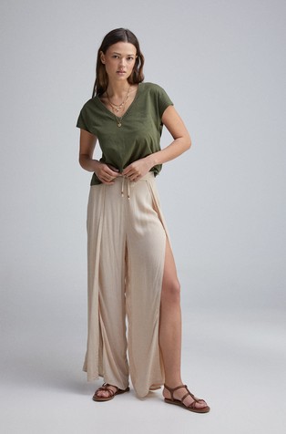 SPRINGFIELD Wide viscose trousers with front slits Beige 3