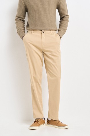 Slim fit teksturirane chino hlače