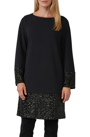 Kratka obleka z obrobami iz bleščic