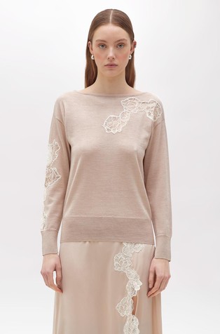 Pleten volnen pulover s cvetlično čipko