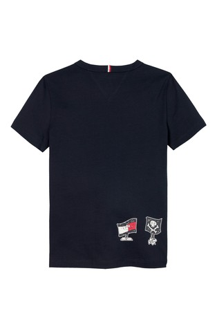 TOMMY HILFIGER Fun Flag regular fit majica s potiskom spredaj in zadaj Modra - Dark Blue 6