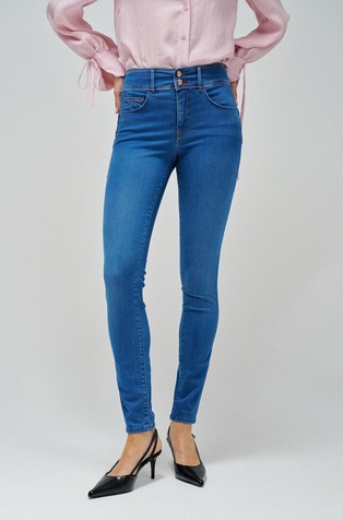 Jeans secret push in skinny