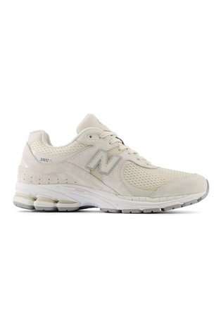 Unisex M2002WC Sneakers